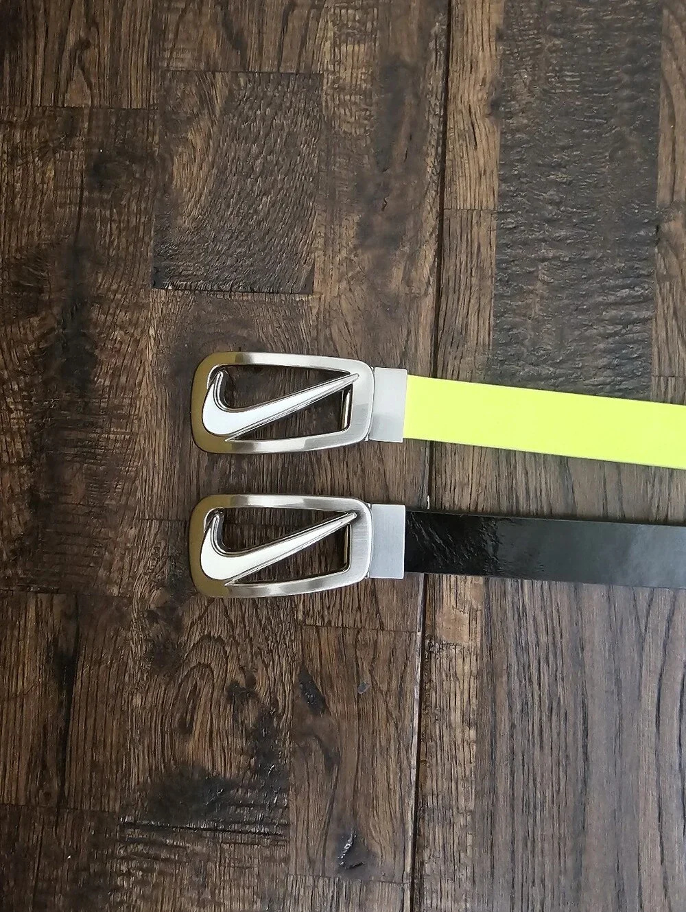 NIKE YOUTH GOLF BELTS SIZE MED.
